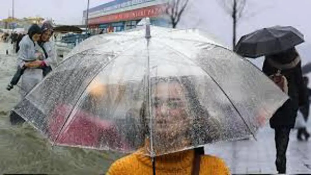 تحذيرات من أمطار غزيرة ورياح قوية تضرب تركيا خلال عطلة نهاية الأسبوع